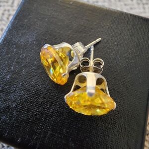 Elegant Yellow Stone Round Cut 925 S Silver Stud Earrings, Brand New